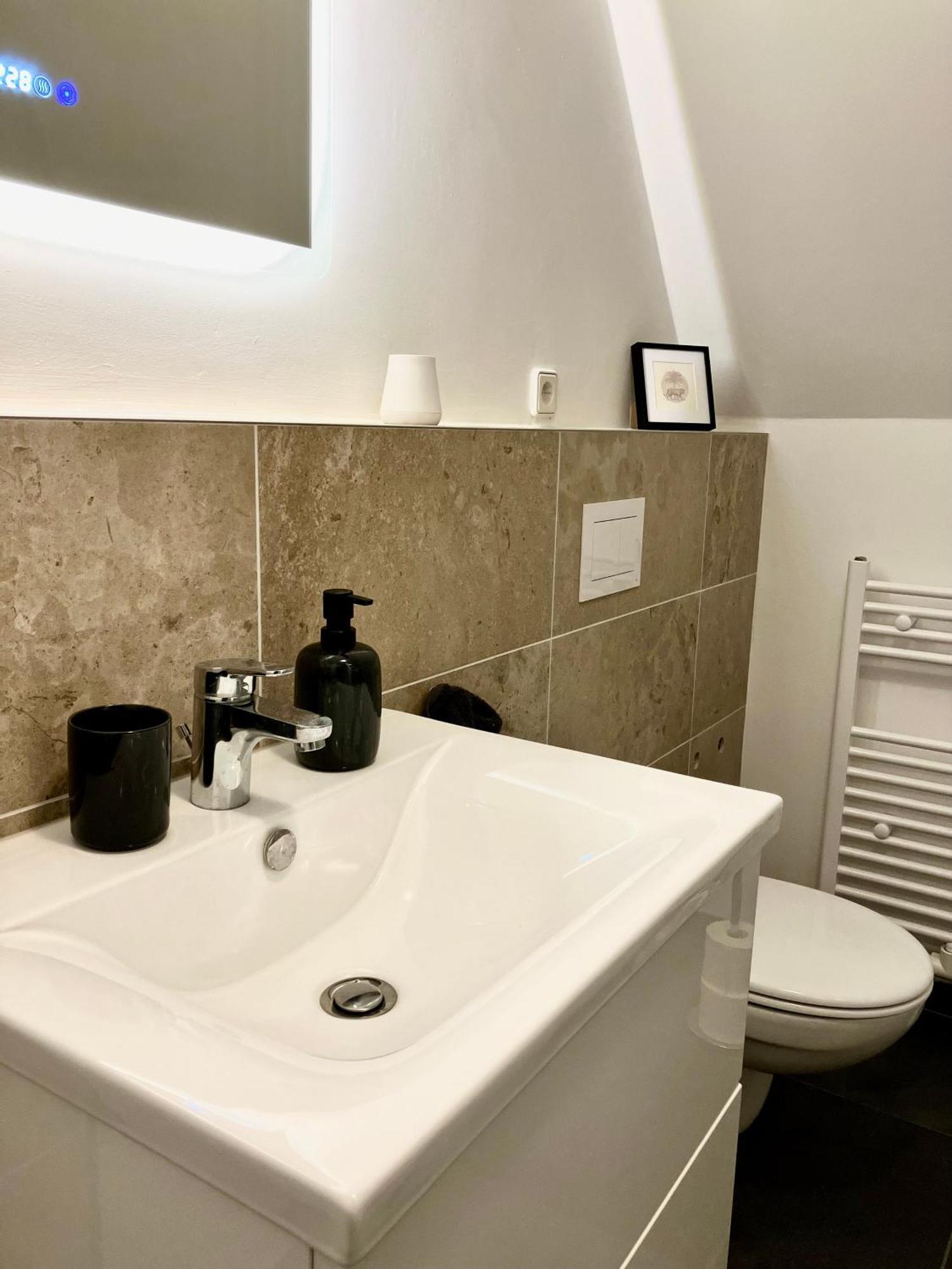 נורדרשטט Airport Business Apartment מראה חיצוני תמונה