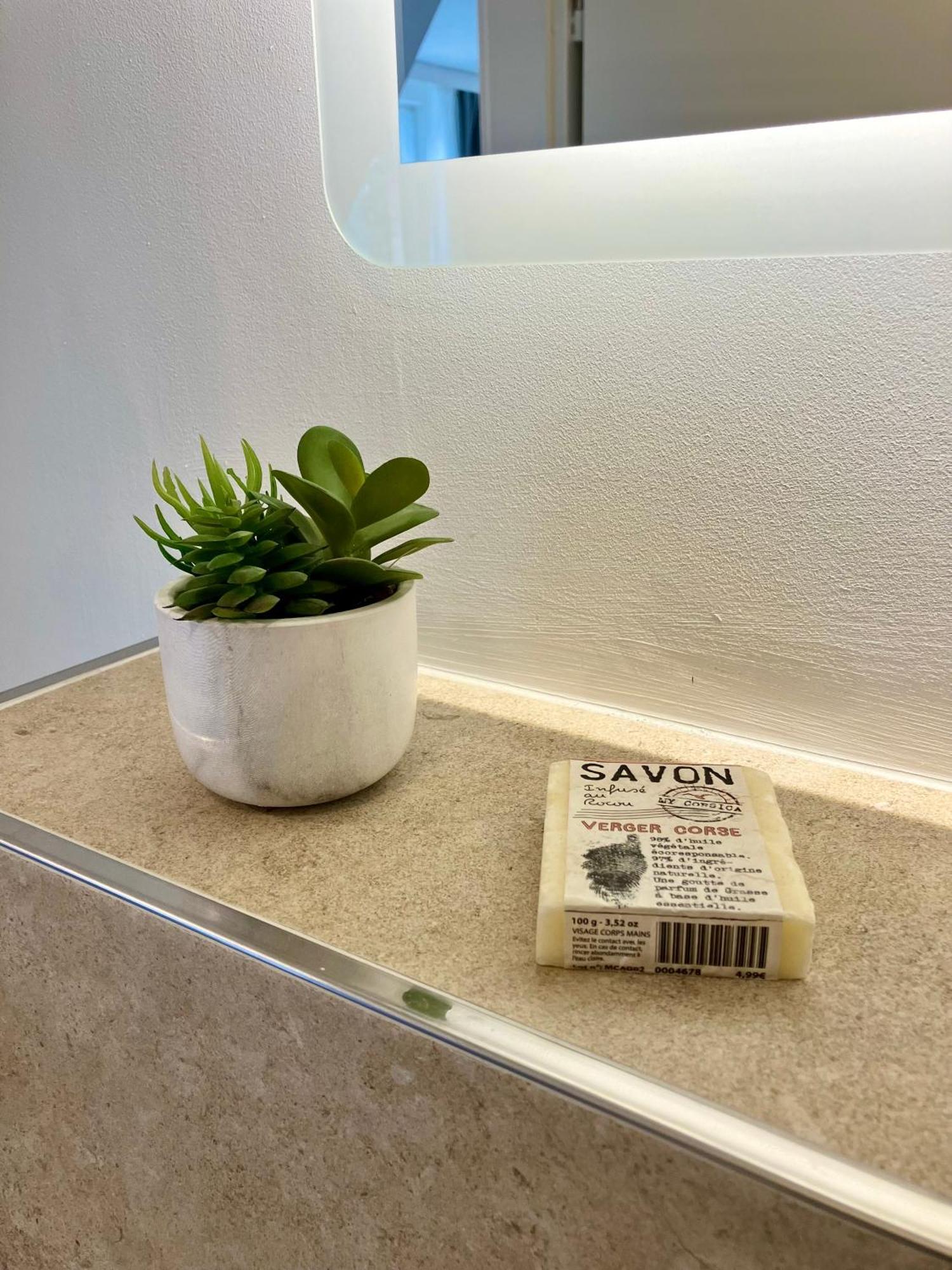 נורדרשטט Airport Business Apartment מראה חיצוני תמונה